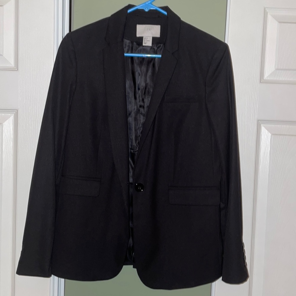 Black H&M Blazer, Women’s Size 6, Great Condition!